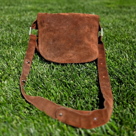 Bottega Veneta Other - Vintage Bottega Veneta brown suede Sholder  bag Flap Magnetic Closure Minimalist